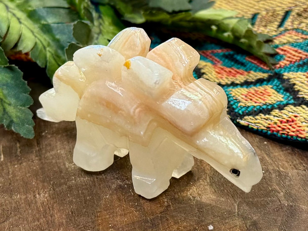 Natural Onyx Stone Dinosaur -Stegosaurus