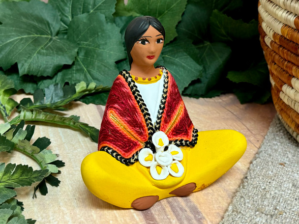 Sitting Maria w/ Flowers