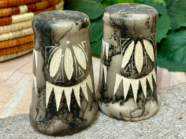 Navajo Horsehair Pottery Salt & Pepper Shakers