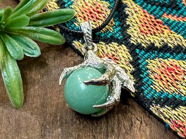 Dragons Claw Pendant