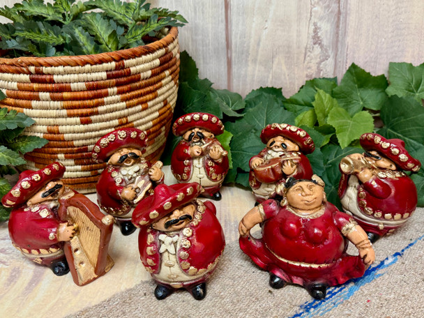 Mariachi Fiesta 7pc Pottery Set