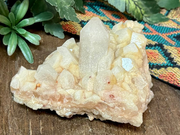 Zeolite Quartz Cluster