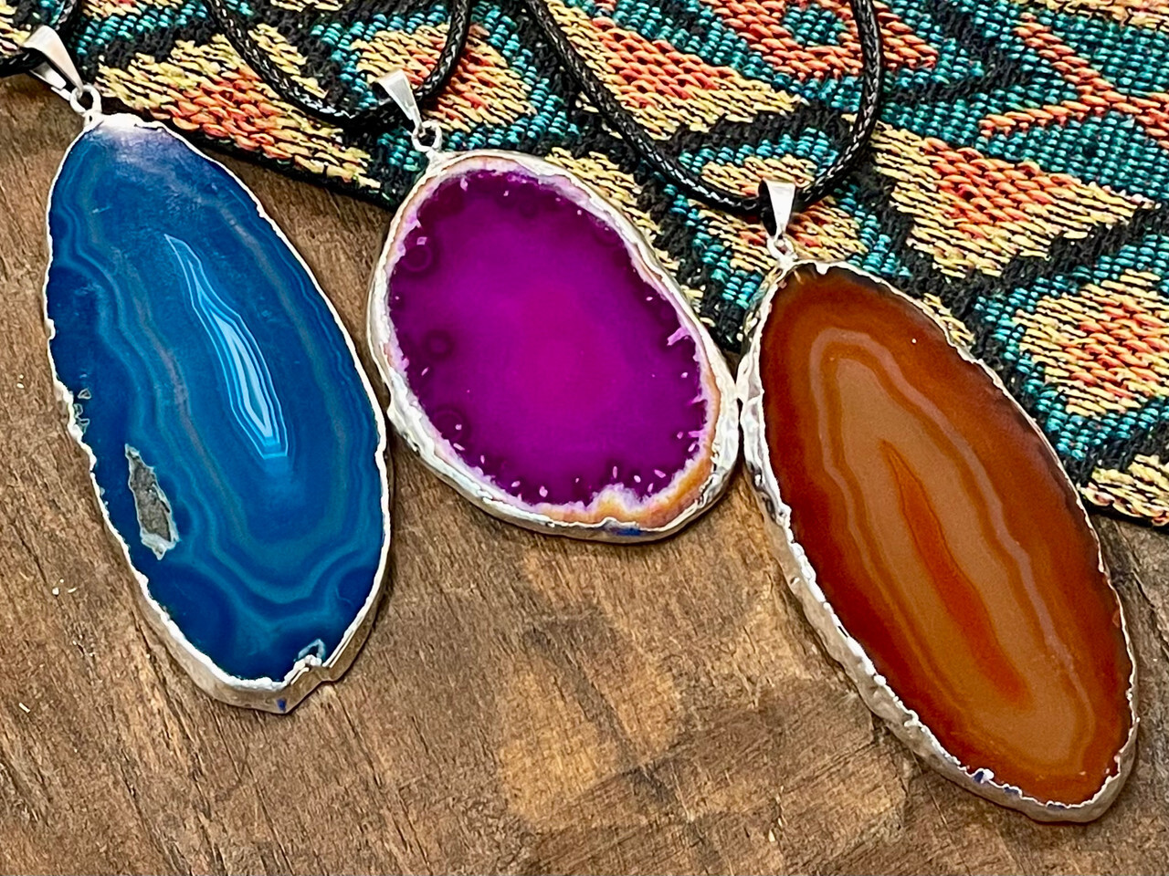 agate slice pendant