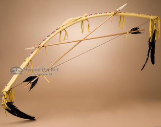 【VINTAGE】レアなNavajo Handmade Bowと2本の矢 VINTAGE】レアなNavajo Handmade Bowと2本の矢 Hand Beaded