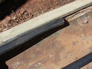 A40 lower door seal at floor. Kit : ute/van