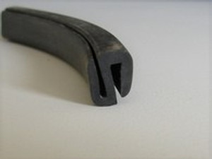 Door card  retainer rubber: 2 door sedan AS3-2