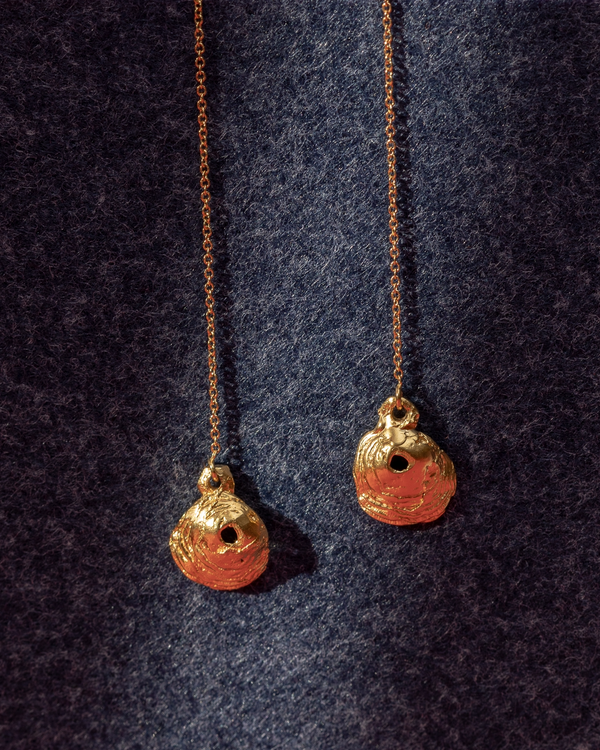 La Patelle Petit Threader Earrings in 18K Gold