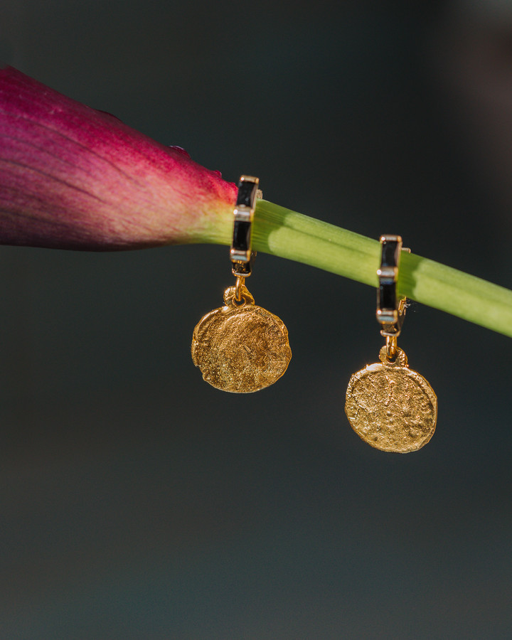 Onyx & Gold Coin Huggies