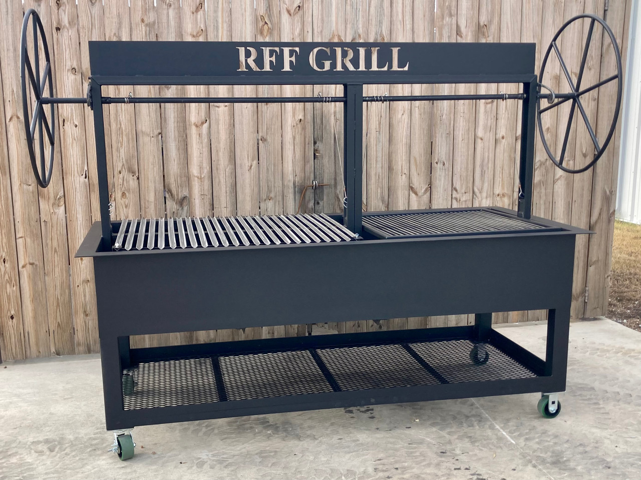 4556 Commercial Split Santa Maria Grill