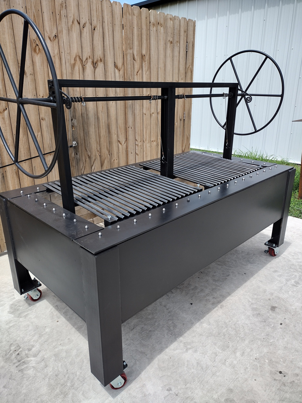 Commercial Wood Fired and Charcoal Grills