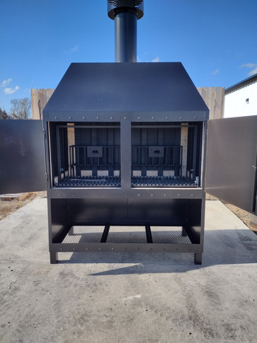 Commercial Steel Fireplace with Split Grills and Rear Braseros
