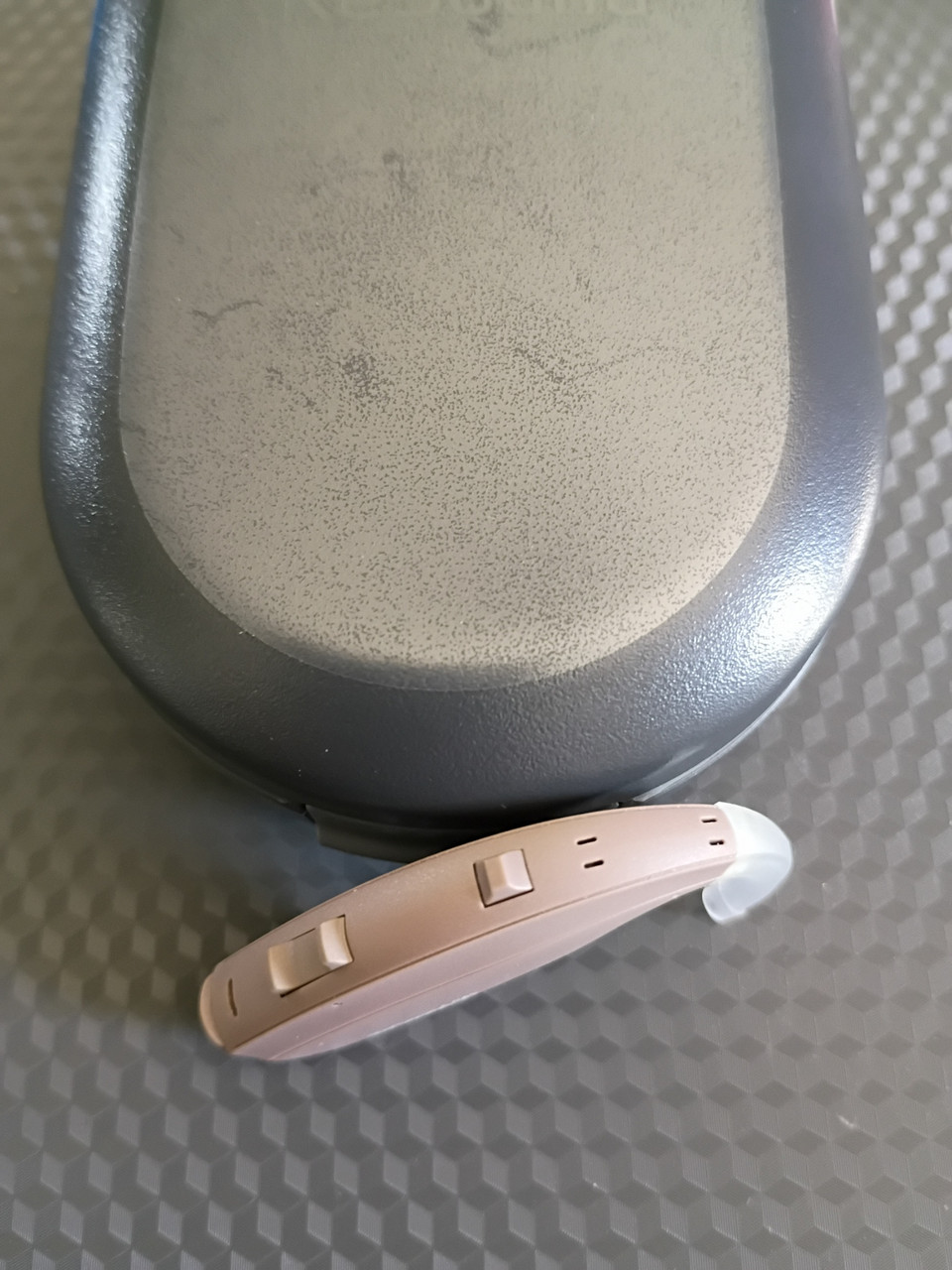 ReSound KEY 498 Bluetooth Super Power BTE Bluetooth streaming, app control, and remote adjustments