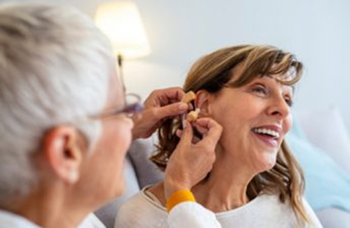 Affordable Hearing Aids for Seniors in 2021