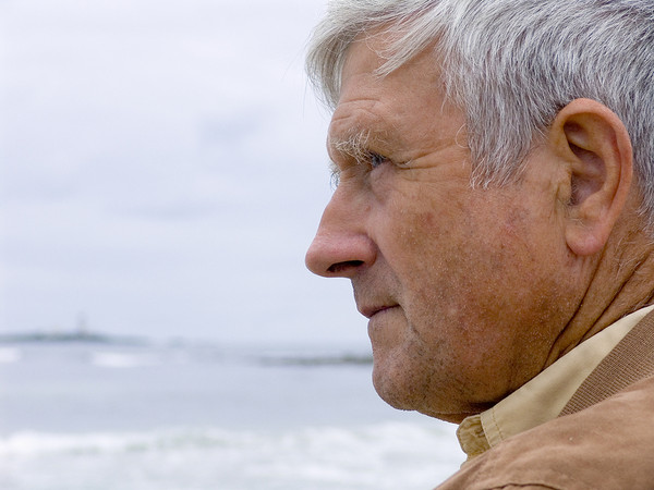 10 Ways to Adjust to Wearing a Hearing Aids