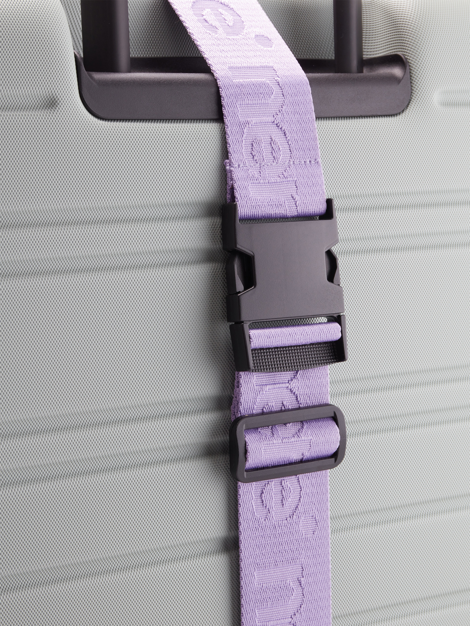 Nere Bright Lilac Luggage Strap