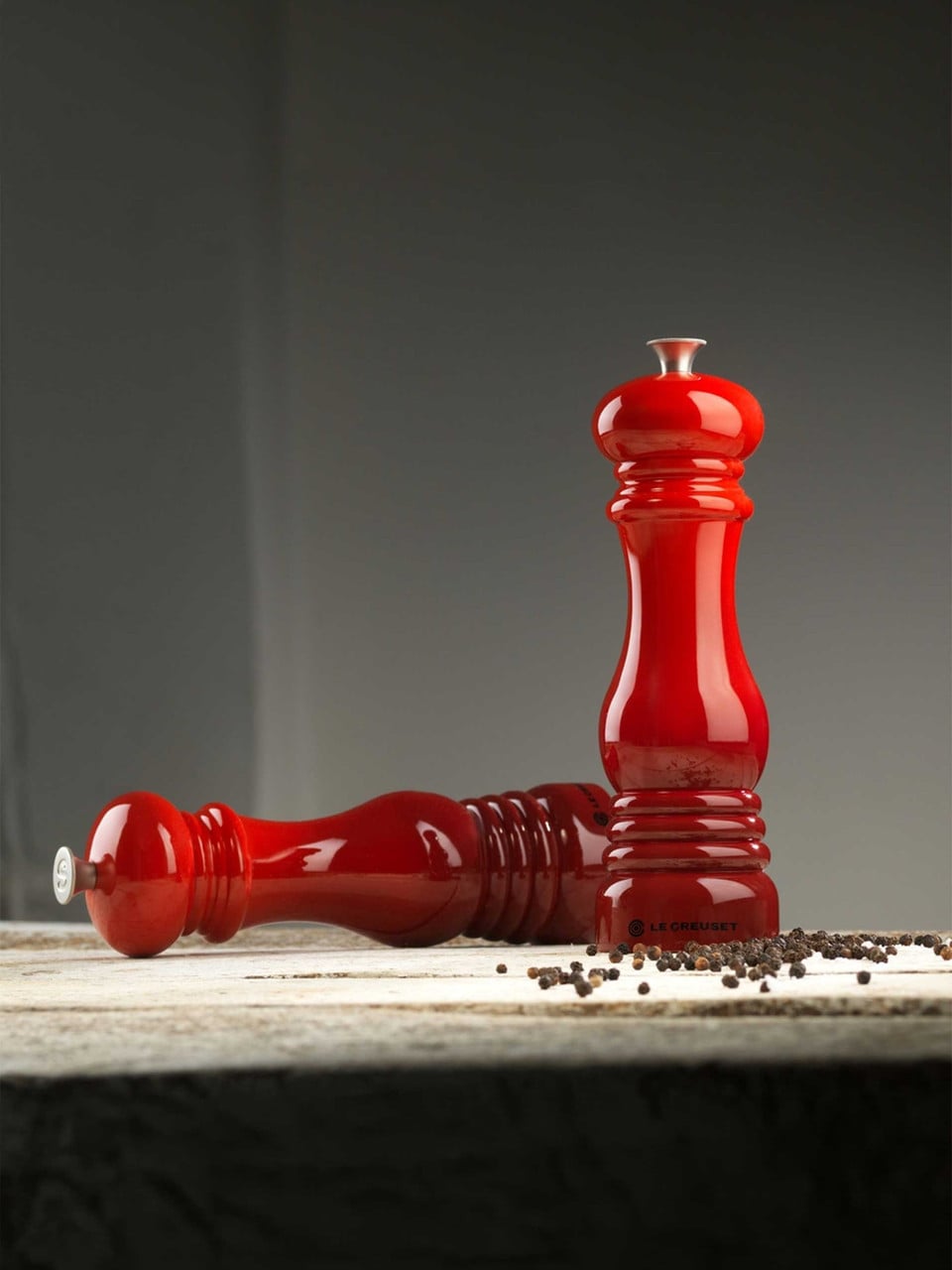 Le Creuset Salt Mill Large 21cm Cherry