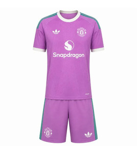 26/27 United Pink GK  Kids Kit with free name and number