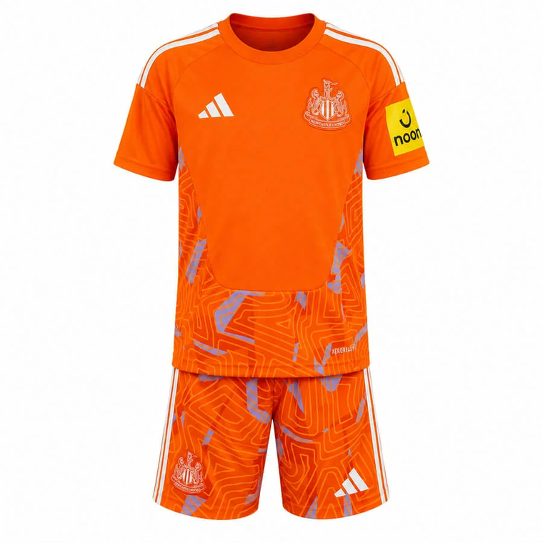 26.27  Newcastle GK Kids Kit with free name and number
