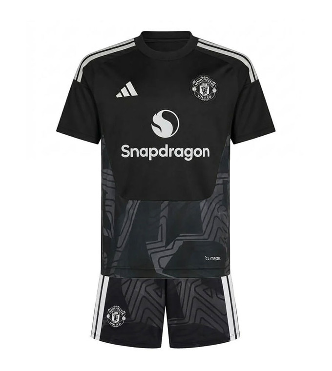  26/27 United GK Kids Kit with free name and number
