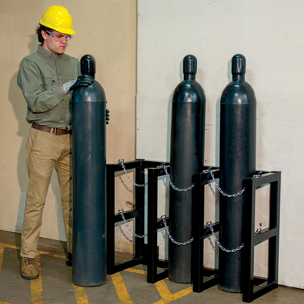 キングタカ450ケージ3台 Gas Cylinder Barricade Rack, 3 Cylinder Capacity, 3 Wide / 1 Deep