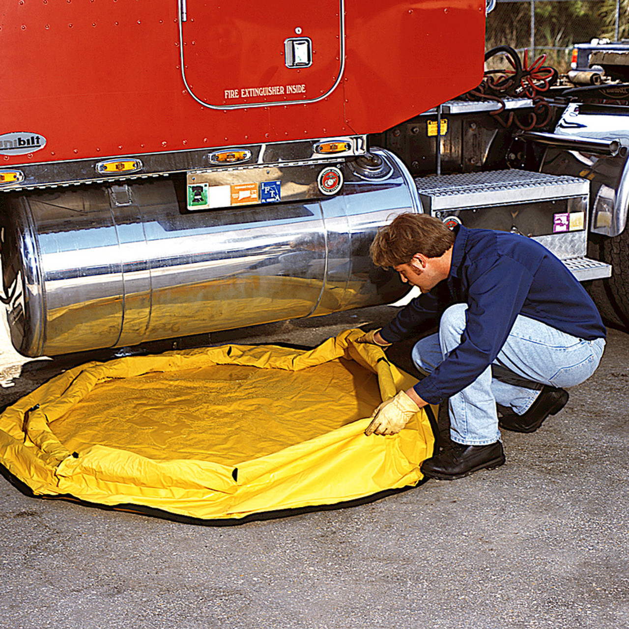 Water Containment Mat w/ Foam Berm ***HOLIDAY PROMO***