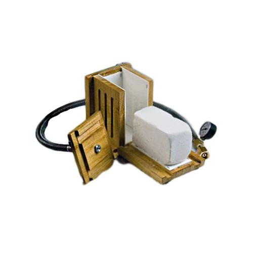 DILVAC Dry-Ice Maker, Pressure Hose and Pressure Gauge DILVAC Dry-Ice Maker, Pressure Hose and Pressure Gauge
