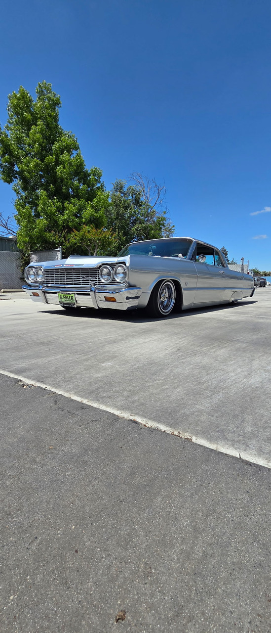 NEW! 58'-64' Impala Front Bag Brackets