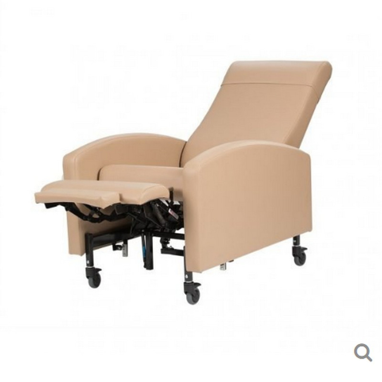 Winco - Vero XL Care Cliner - Push Back - Fixed Arms - 5" Casters - Footplate - Infinite Position Backrest