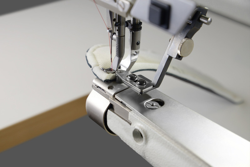 Pfaff 335 Industrial Sewing Machine Walking Foot