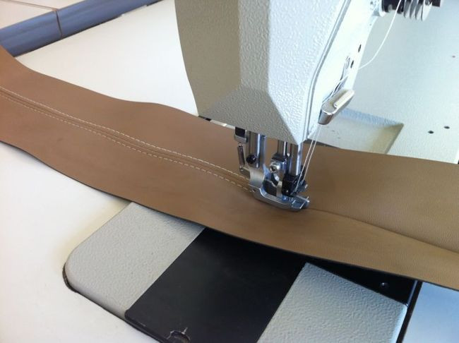 Double Needle Walking Foot W/Spring Loaded Center Guide