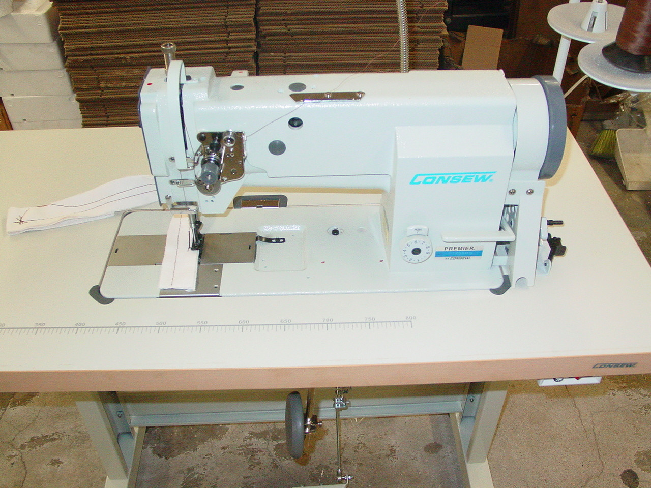 Consew P1255RB Drop Feed , Needle Feed , Walking Foot , Lockstitch Machine , Reverse , Big Bobbin 