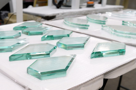 Glassplax: Quality Glass for Award-Winning Sandcarving
