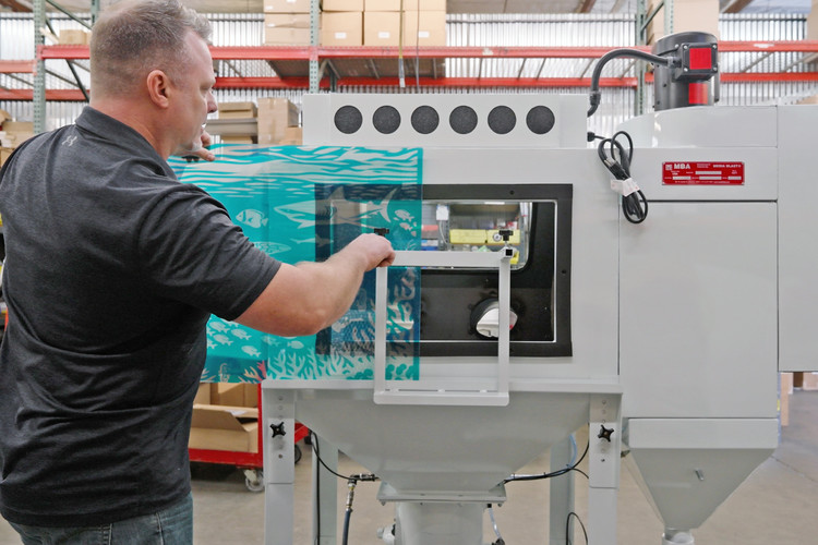 Sandcarving Large Glass Panels and Monuments with the CrystalBlast Elite X3 Extended
