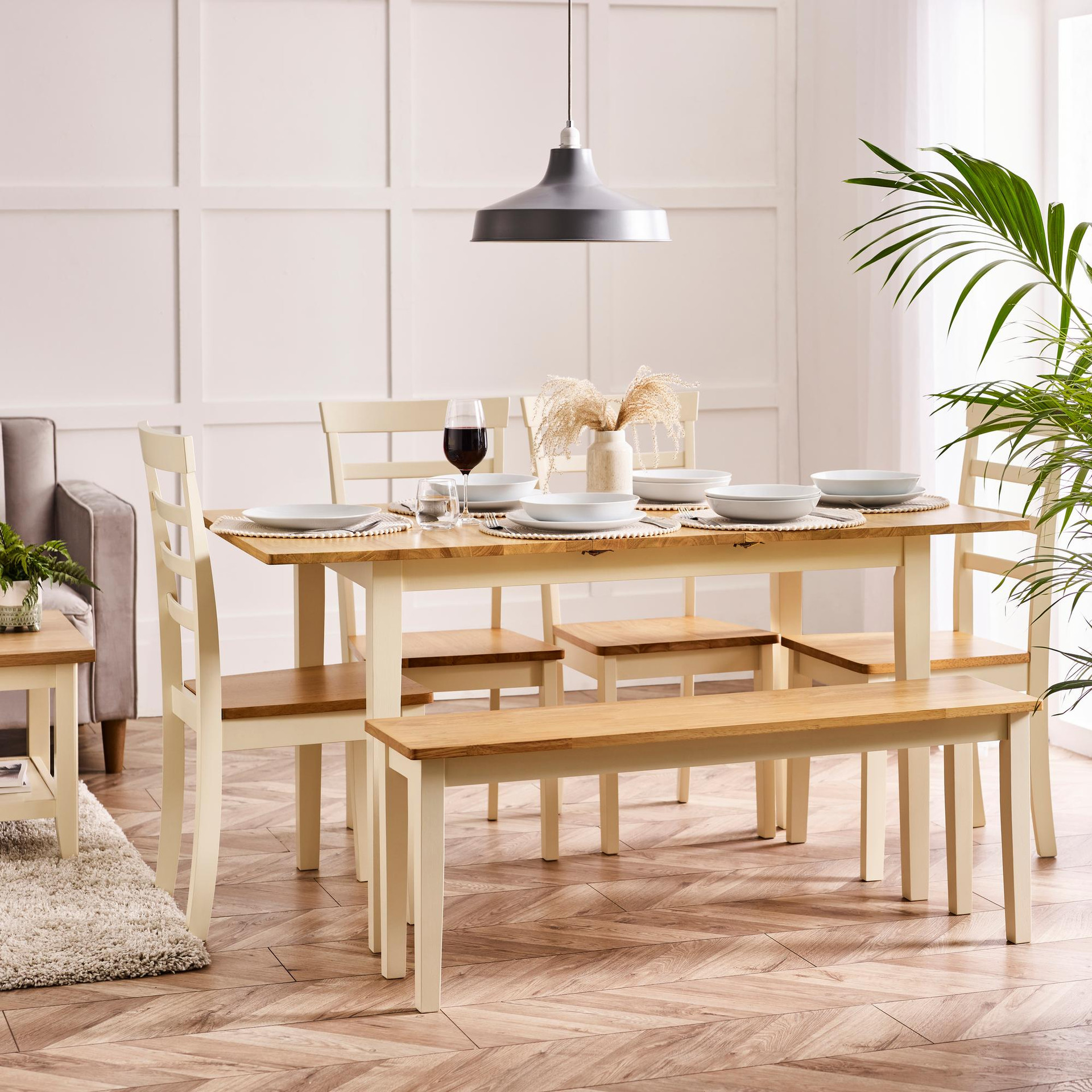Salcombe Extending Rectangular Wooden Table with 4 Whitby Chairs & 1 ...
