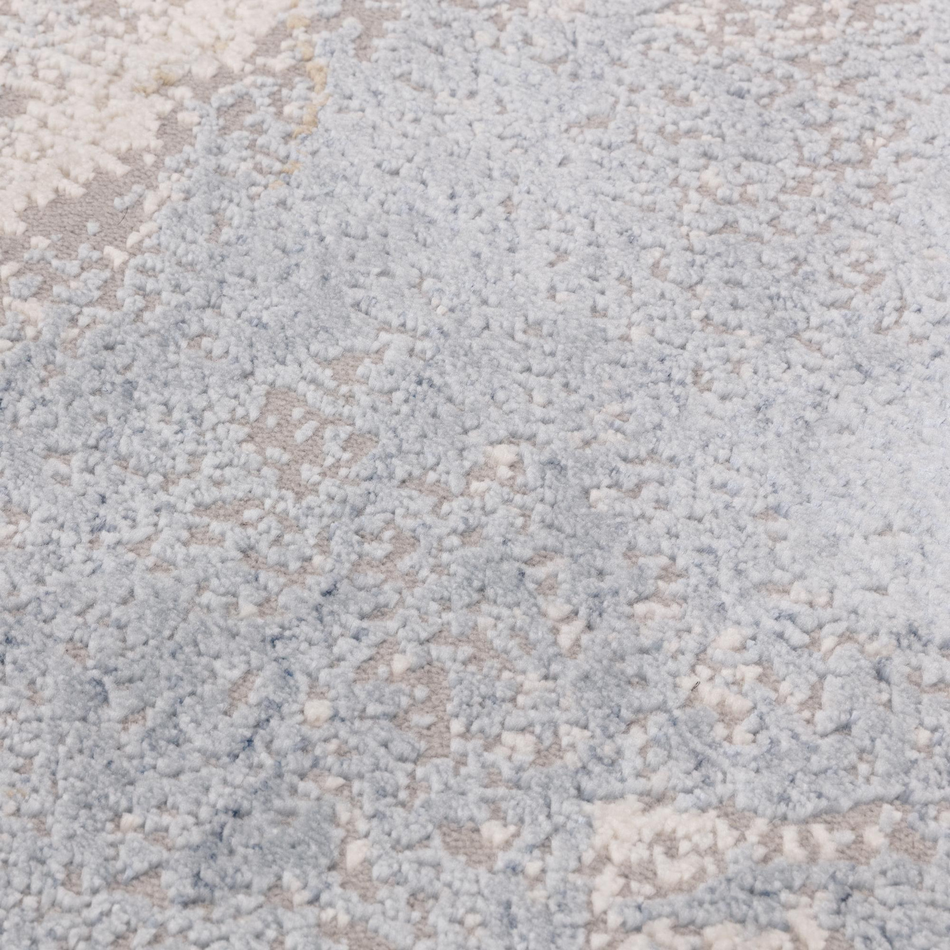 Zephyr Blue Metallic Lustre Rug | Home Accessories