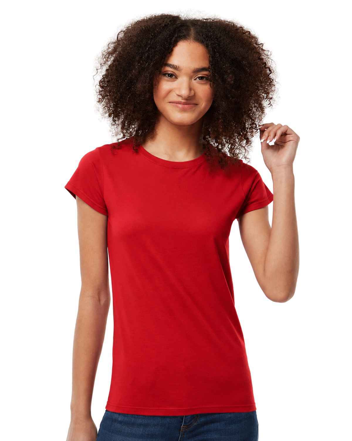 Gildan 64000L Women's Softstyle® T-Shirt in red