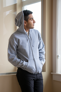 t-shirt.ca spring 2022 gildan 18600 zip up hoodie in sport grey