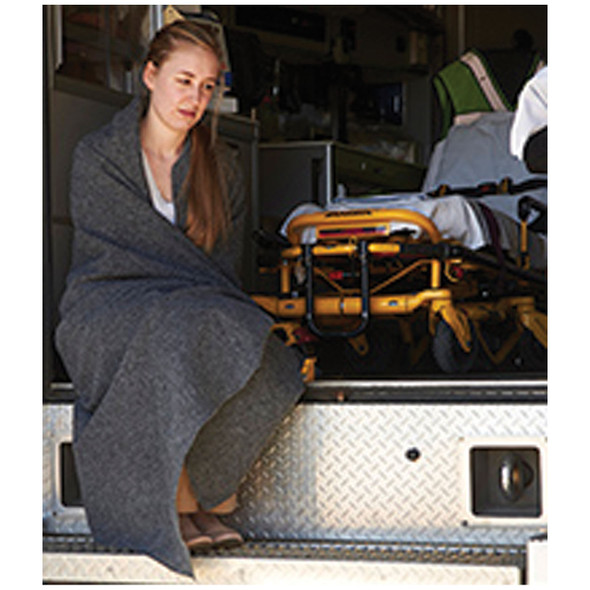 Graham Medical MEDICAL COMFORT1® 62292 ComFort1® Blanket, 50in. x 84in., Disposable, Gray, Polyester, 10/cs (48 cs/plt) , case