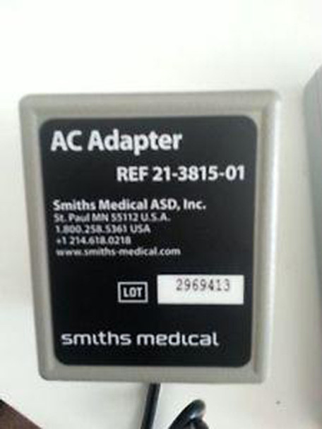 21-3815-01 ICU Medical Ac Adapter, Eps System/Pump, W/Grip 1/Ea