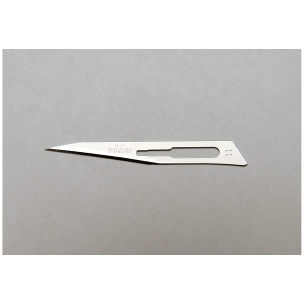 Aspen Surgical SURGICAL BARD-PARKER® SAFETYLOCK™ CARBON STEEL BLADES WITH RIB-BACK™ 371153 SafetyLock™ Carbon Steel Blade, #15, 50/bx, 3 bx/cs (US Only) (Not Available For Sale into Canada) , case