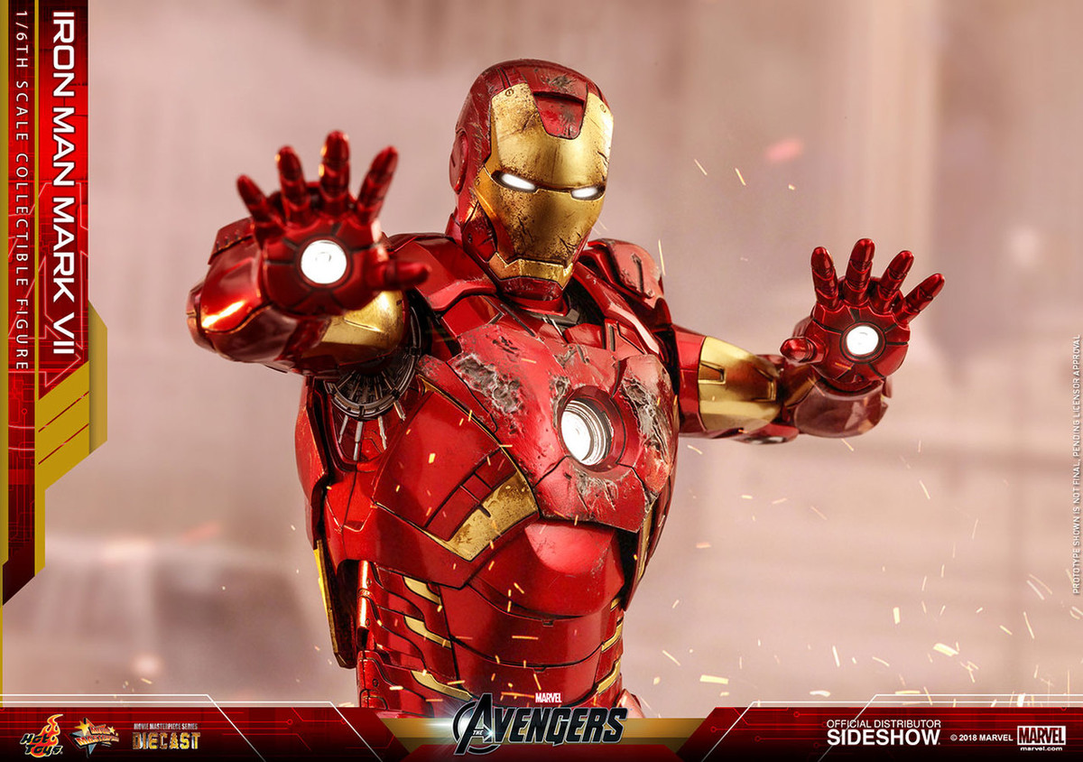 Hot Toys - Avengers: Iron Man Mark VII Diecast