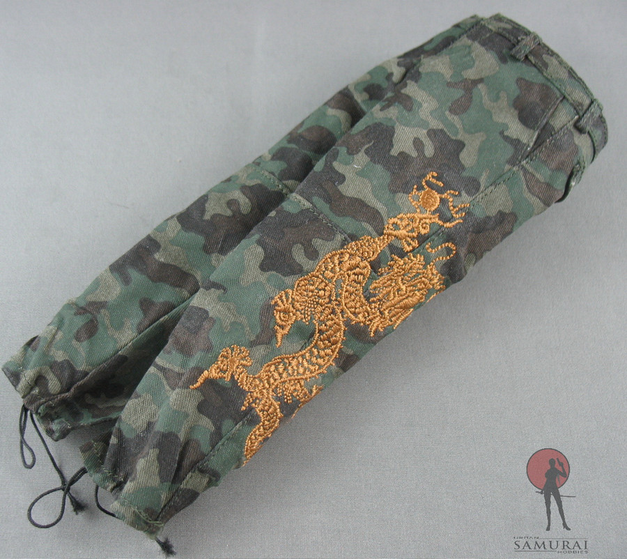 Hot Toys - Pants - Green Camo - /w Golden Dragon Embroidery