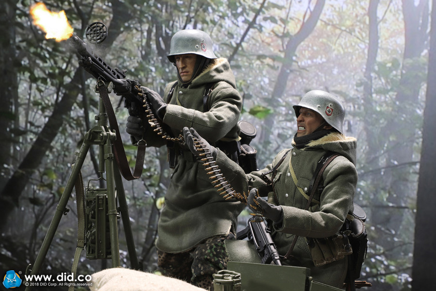 DID -  SS-Panzer-Division Das Reich MG42 Gunner B - Egon