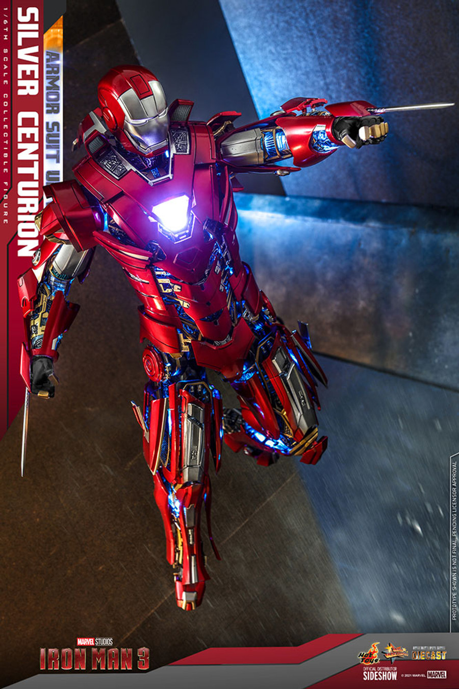 Hot Toys - Iron Man 3: Silver Centurion (Armor Suit Up Version)