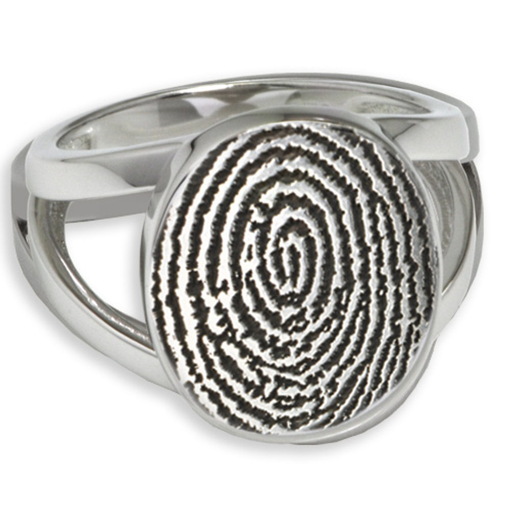 Elegant Oval Fingerprint Ring: No chamber