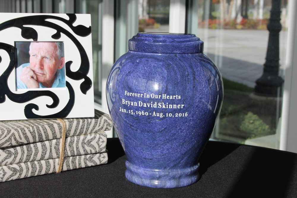 Engraving Example on Embrace Blue Urn