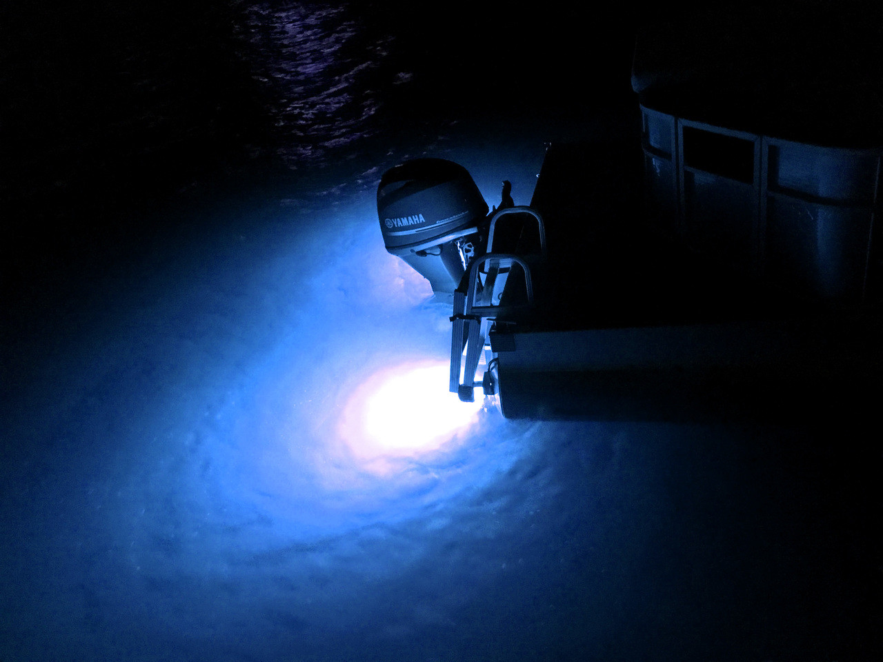 Zambezi Pontoon Boat Light. Underwater Led Light