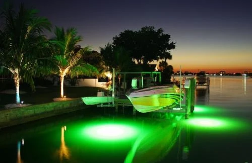Dock installation showing the underwater glow produced by Deep Glow lighting.