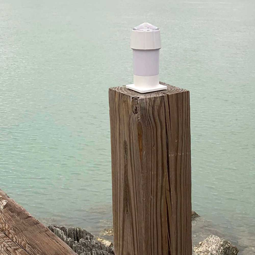 SOLAR DOCK LAMP - Solar LED Dock Lighting | Apex Lighting