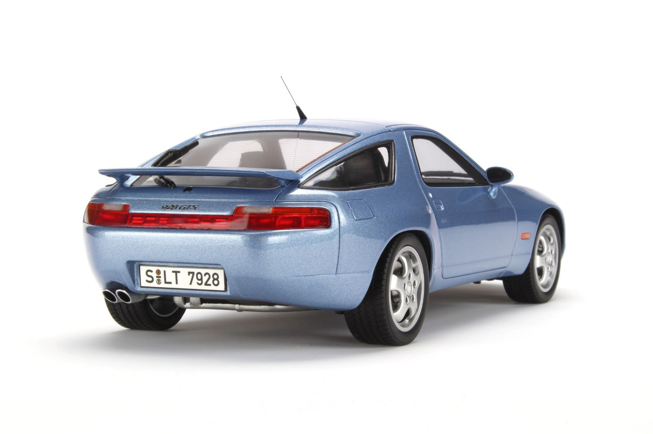 1/18 ポルシェ928S Porsche 928 GTS 1:18 scale